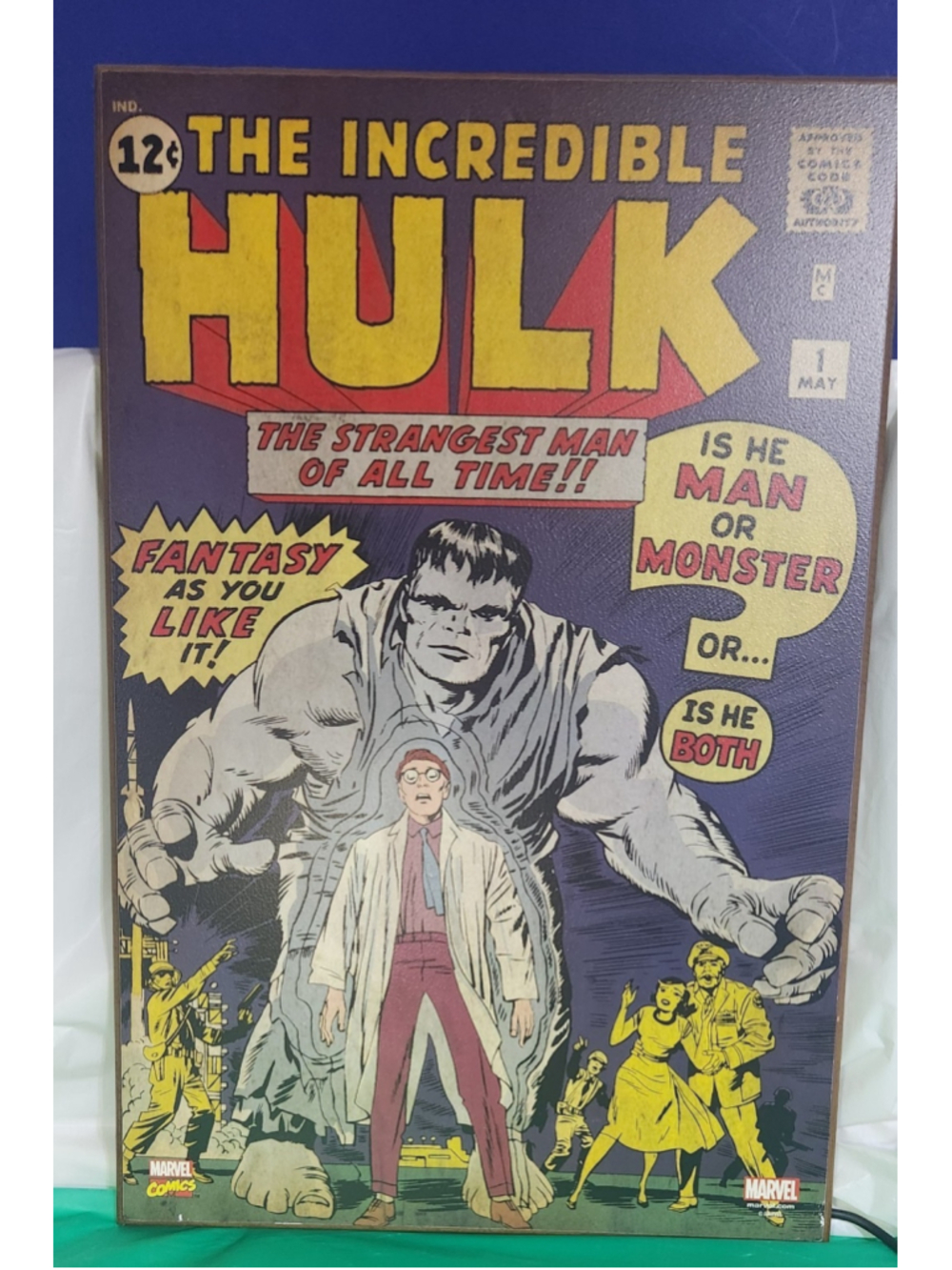 Marvel Comics Incredible Hulk #1 Wood Wall Art Plaque 19"x13" Brand New! Rare!